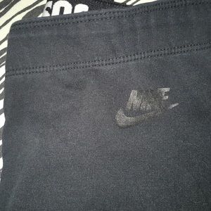 Nike leggings
